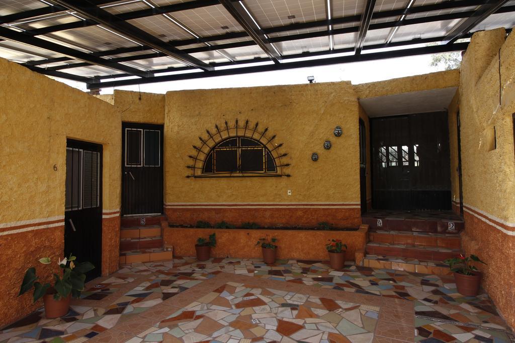 Charlys-Bungalows Margaritas Bagian luar foto